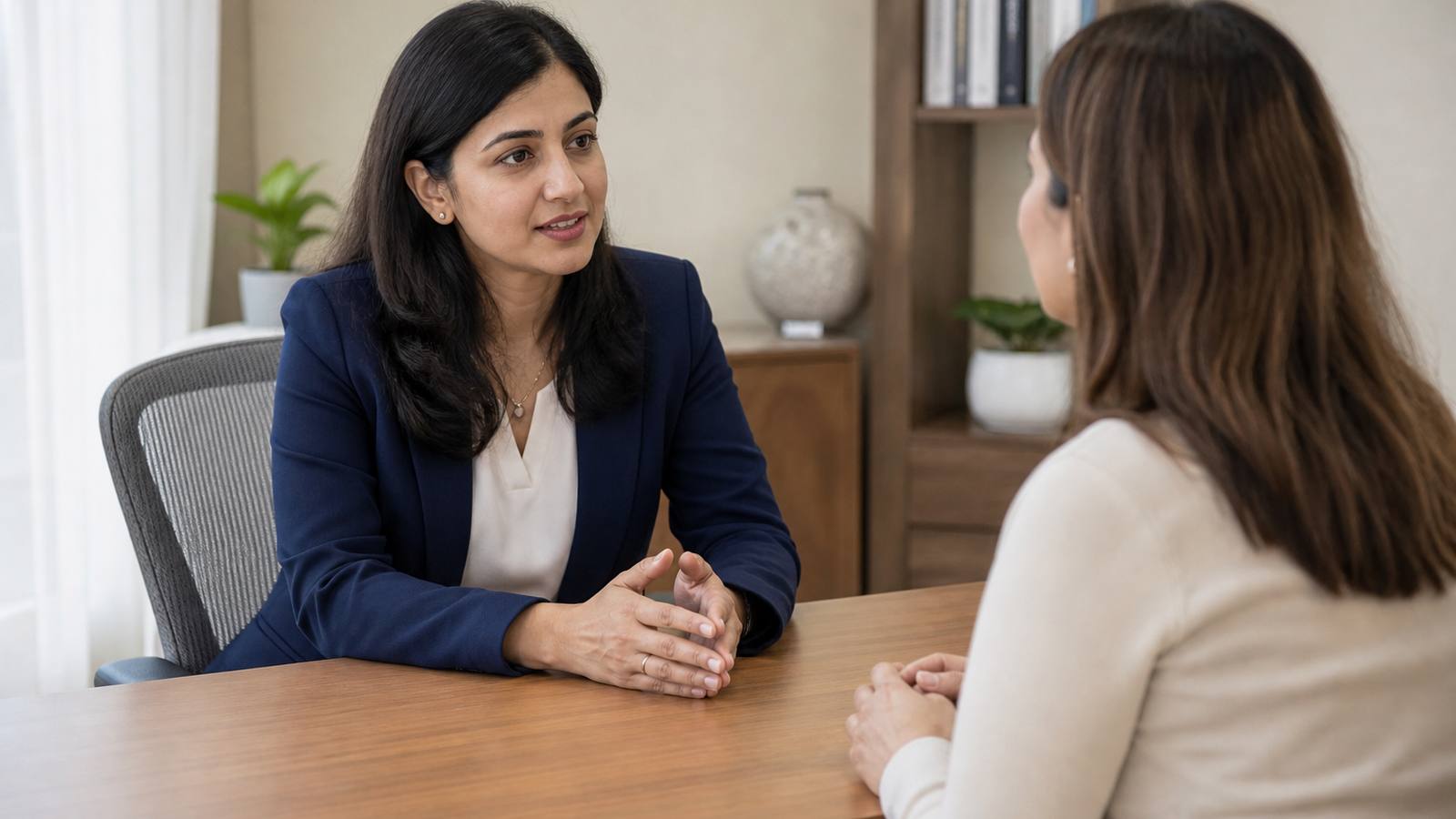 Kürtaj öncesi hekim-hasta görüşmesi, özel jinekoloji kliniği